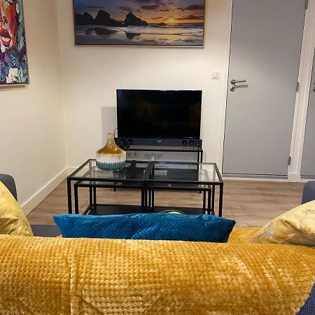 Bel appartement avec place de parking a proximité Châtillon-sur-Chalaronne Esterno foto