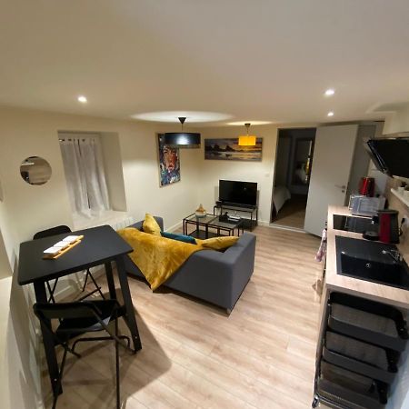 Bel appartement avec place de parking a proximité Châtillon-sur-Chalaronne Esterno foto