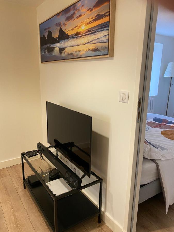 Bel appartement avec place de parking a proximité Châtillon-sur-Chalaronne Esterno foto