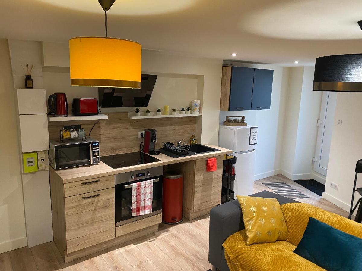 Bel appartement avec place de parking a proximité Châtillon-sur-Chalaronne Esterno foto