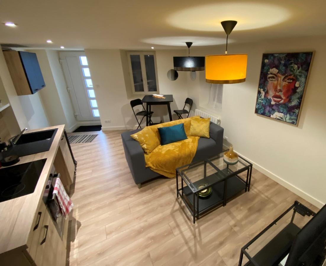 Bel appartement avec place de parking a proximité Châtillon-sur-Chalaronne Esterno foto